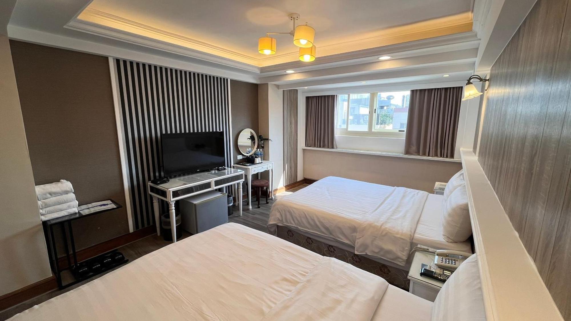 Migo Hotel Taichung Extérieur photo